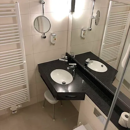 Akzent Gut Hoeing 3* אונה