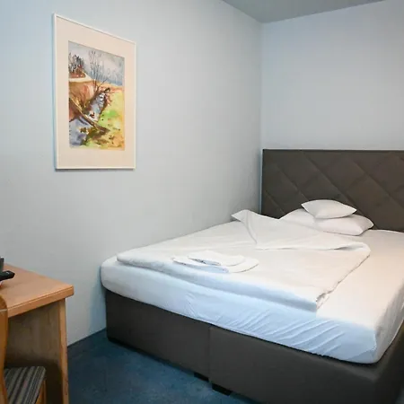 阿克岑古特霍因酒店 3* 乌纳