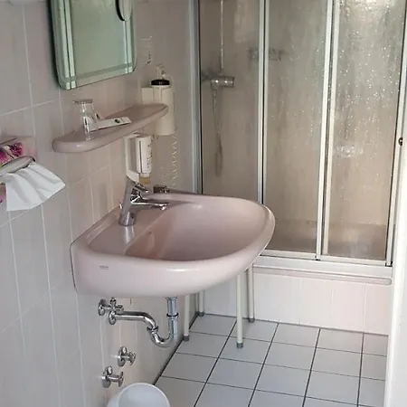 阿克岑古特霍因酒店